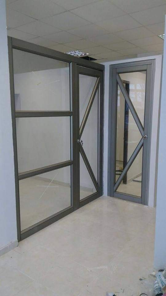 Puerta en Aluminio